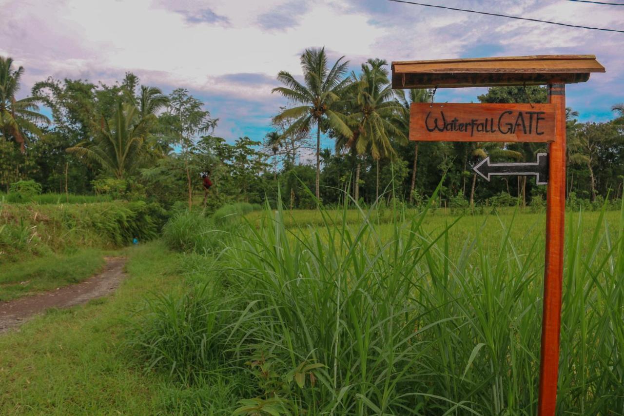 Pondok Rinjani Bungalow Тетебату Екстер'єр фото