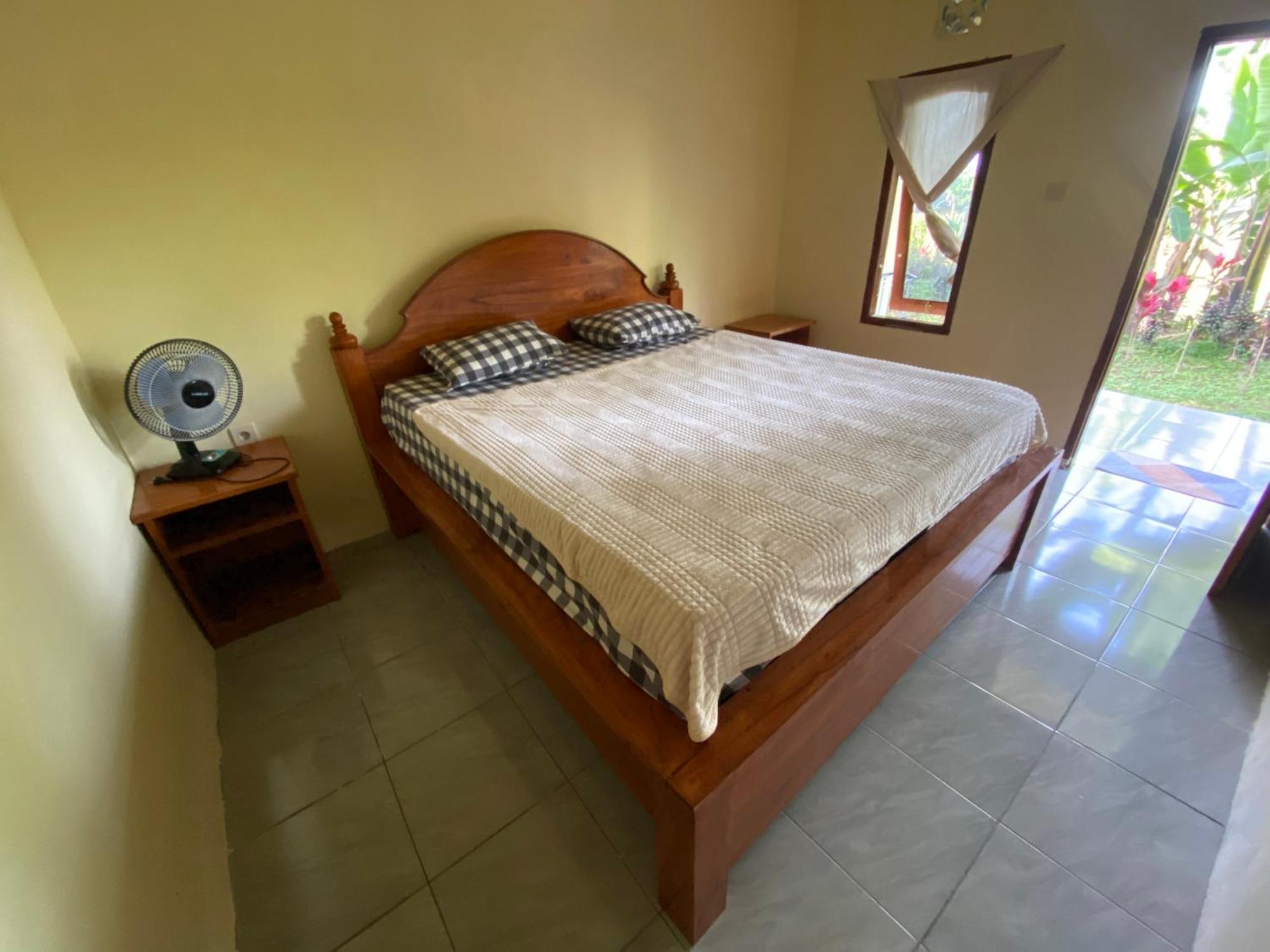 Pondok Rinjani Bungalow Тетебату Екстер'єр фото