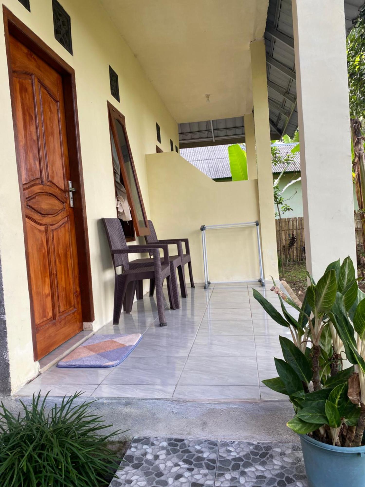 Pondok Rinjani Bungalow Тетебату Екстер'єр фото