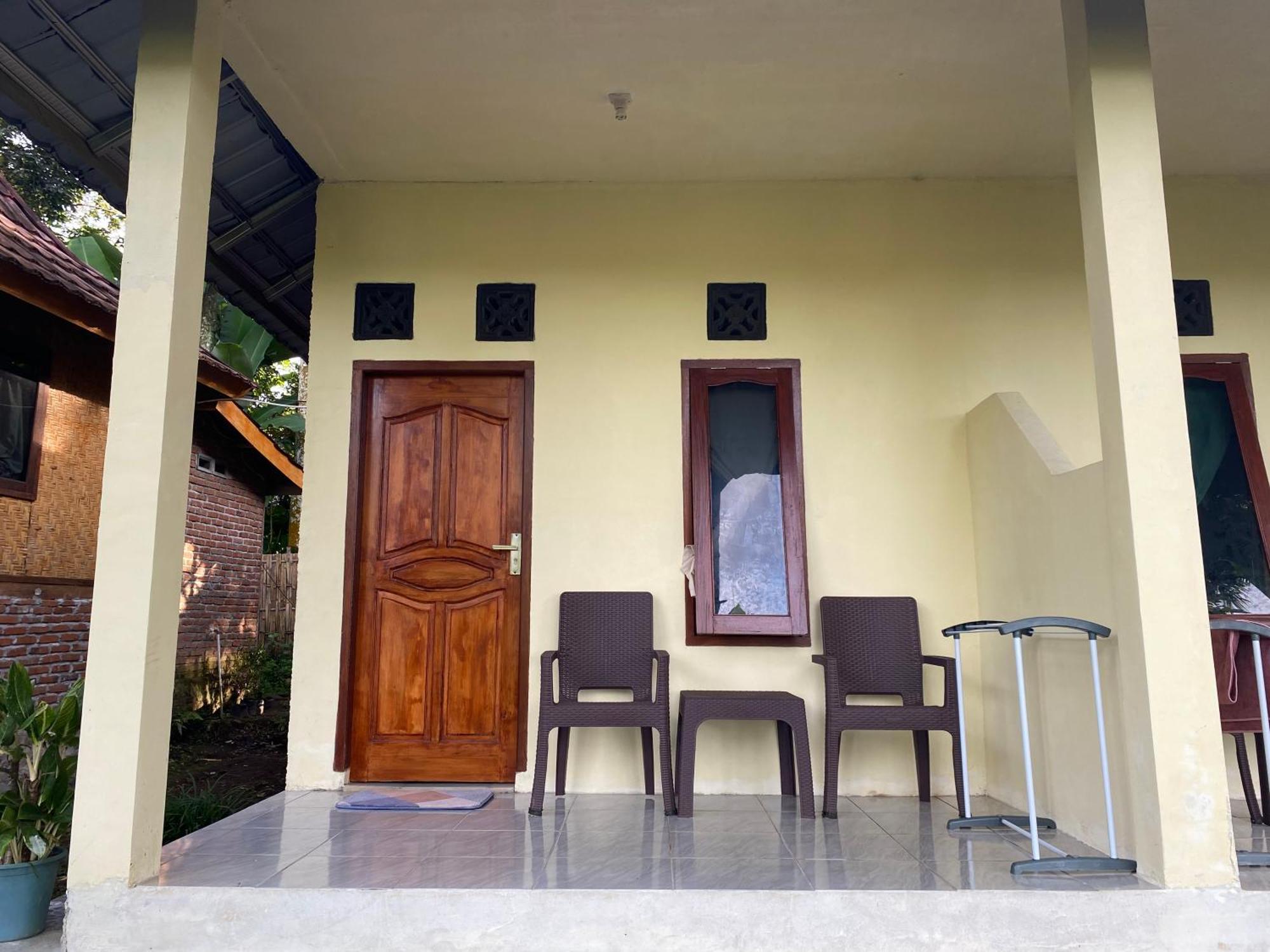 Pondok Rinjani Bungalow Тетебату Екстер'єр фото